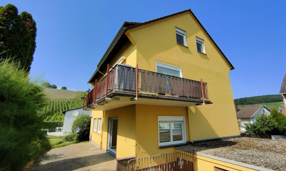 Sehr geflegtes 3-Fam.Haus in Eltville: 2 Wohnungen frei! Garage, ruhige sonnige Weinbergslage