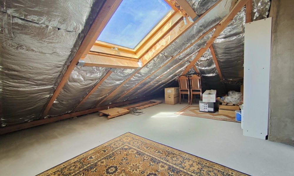 Freist. EFH + Garten in Schlangenbad Bärstadt, 4 Zimmer + 3 Zimmer (ca. 32m² Nutzfl. wohnl. genutzt)