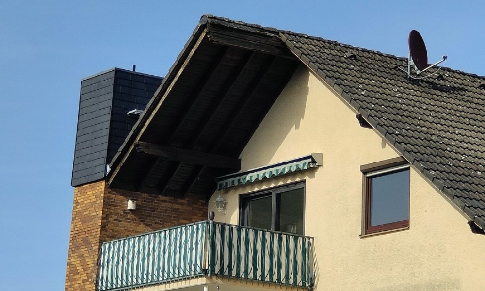 Gepflegte 2,5-Zimmer-ETW, großer Balkon, herrliche Aussicht, Garage, freigestellt, Taunusstein-Wehen